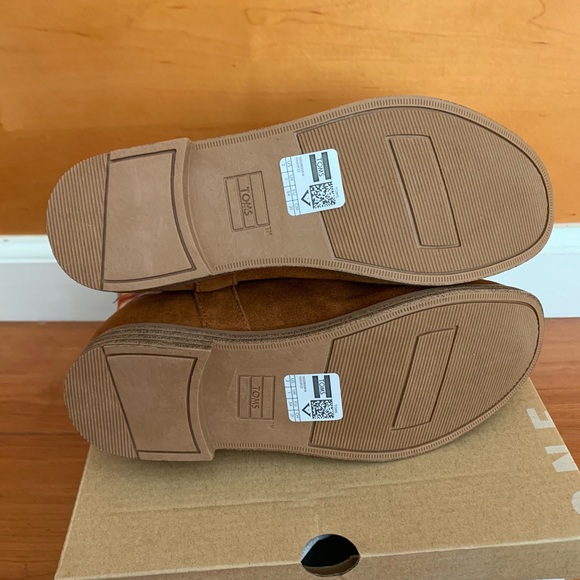 TOMS big girl New Laurel Slouch Ankle Bootie - Picture 5 of 5